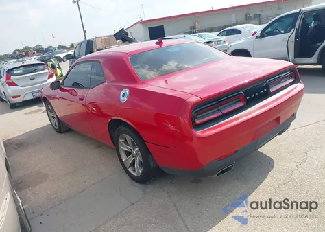2015 Dodge Challenger Sxt z USA, uszkodzony, nr VIN 2C3CDZAG6FH730697
